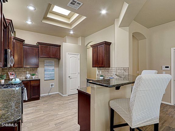 2nd image of 2028 Villa Napoli Loop E