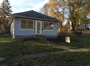 711 Prospect St, Albion, MI 49224