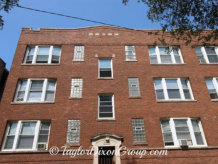514 E 70th St #3 — Photo 24