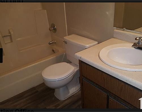 3rd image of 2845 E Paradise Ln APT 201