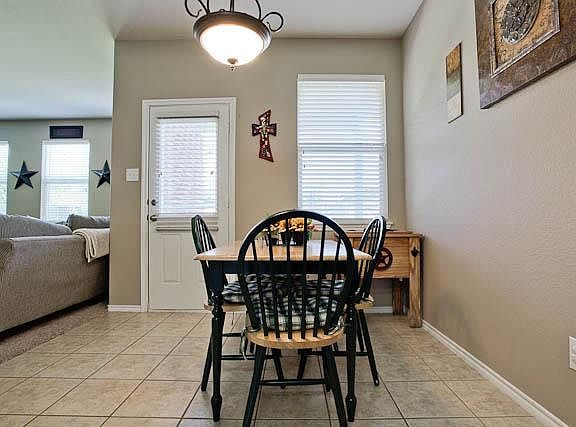 5th image of 4704 Fox Sedge Ln