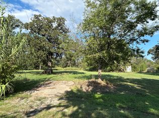 100 N Agnew St, Boyd, TX 76023