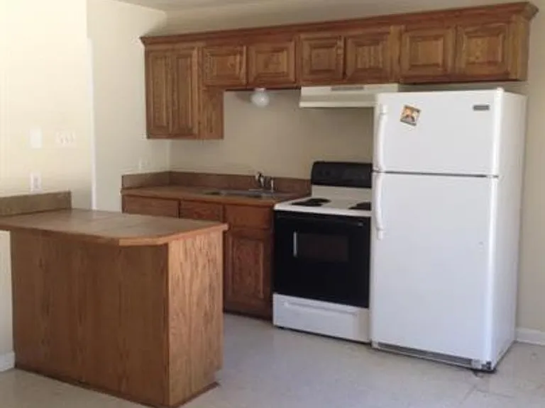 44068 S Baptist Rd — Photo 4