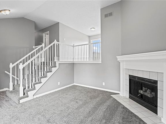 4th image of 1138 Meadowlark Ln