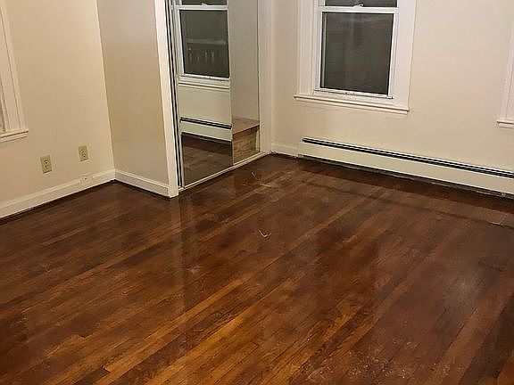 5th image of 248 Pleasant St