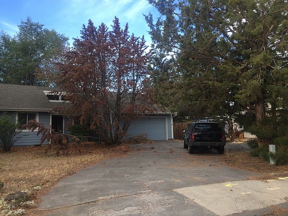 3rd image of 1835 SE Moorwood Ct