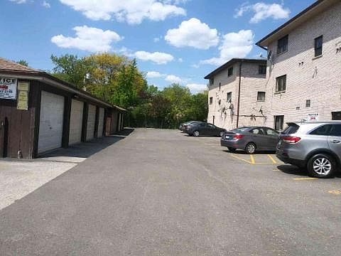 3rd image of 8125 W 87th St APT 3W