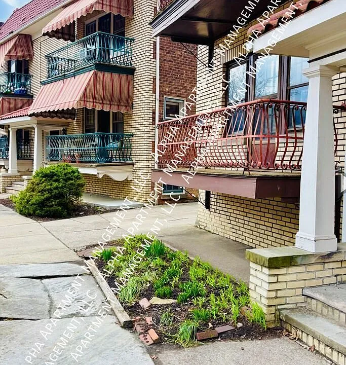1602 Ridgefield Rd #2
