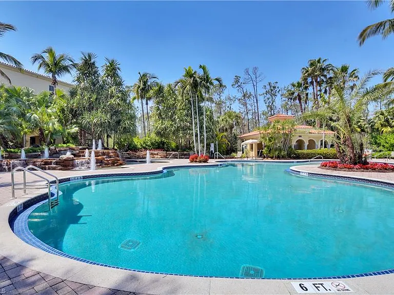 2843 Tiburon Blvd E #7-102 — Photo 40