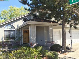 6 Moore Ct, Alameda, CA 94502