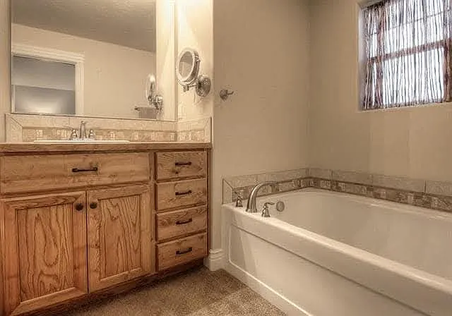 549 N Baxter Way — Photo 4
