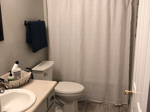 4th image of 7312 Greenway Dr