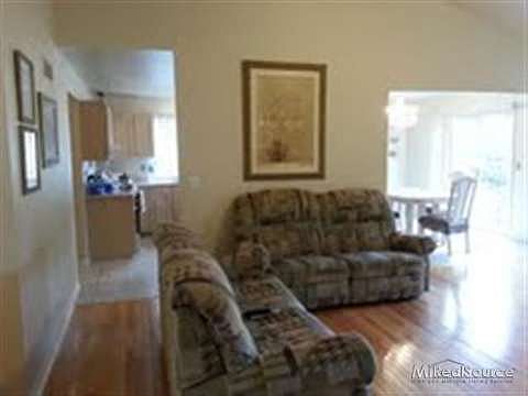 4th image of 21963 Wilshire Cir