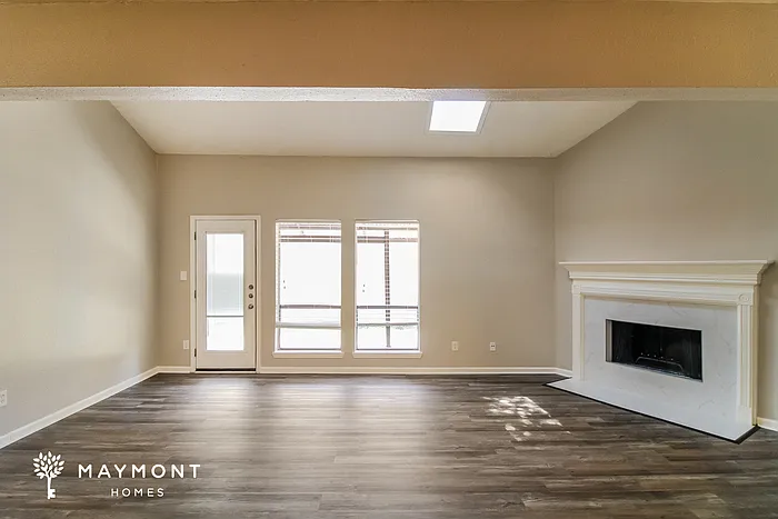 3 bed, 2.0 bath, 1692 sqft, $2,125 — Photo 4