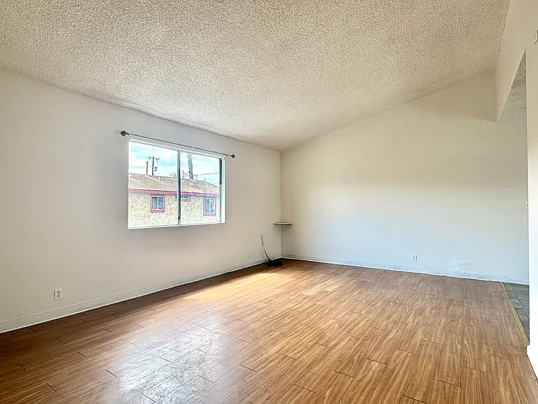 16118 S Ainsworth St #2 — Photo 14