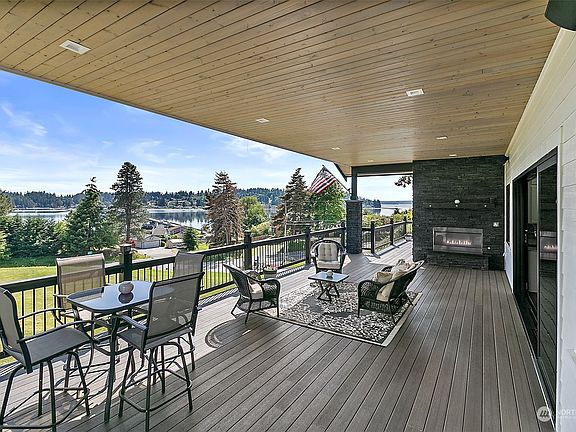 4th image of 8009 Warren Drive NW