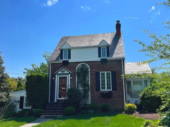 3609 Norris Pl, Alexandria, VA 22305