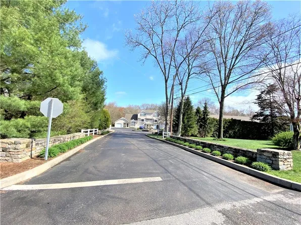 81 Fountain Dr #49, Westerly, RI 02891
