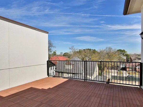 2529 Calumet St, Houston, TX 77004