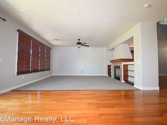5th image of 4030 W Saint Anne Ave