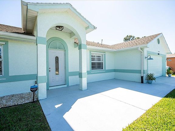 4th image of 1342 SW Halford Avenue