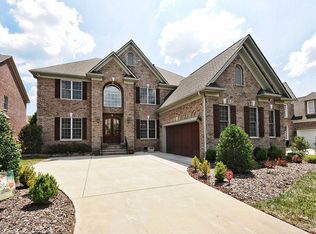 11916 James Richard Dr, Charlotte, NC 28277