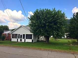 1011 Prince St, Erwin, TN 37650