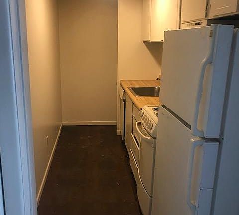 4th image of 2320 Avenwood Ct