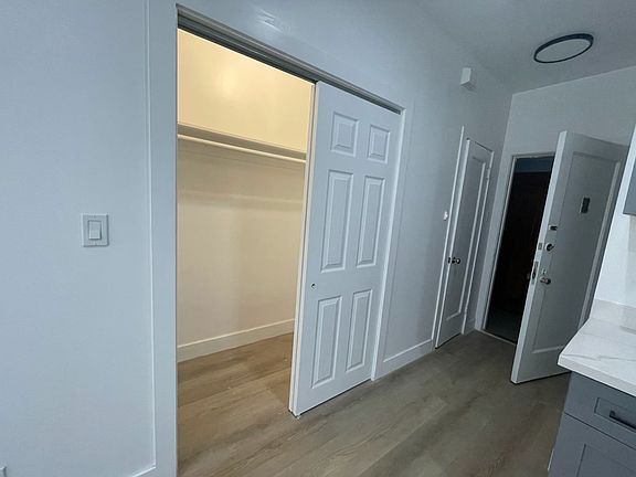 4th image of 1011 Washington St APT 204