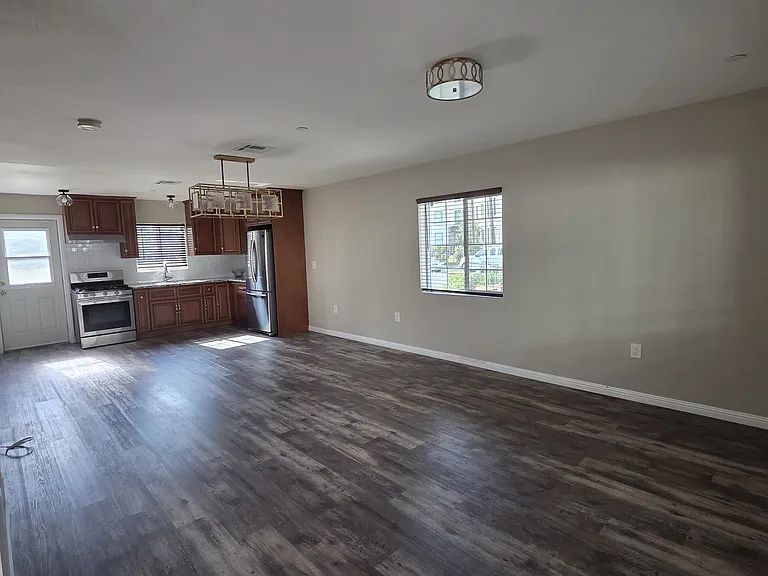 2220 Norwalk Ave #A — Photo 7