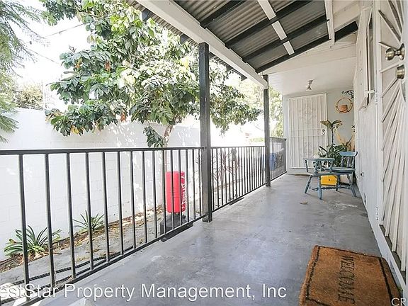 4th image of 1942 W 43rd St #10782367
