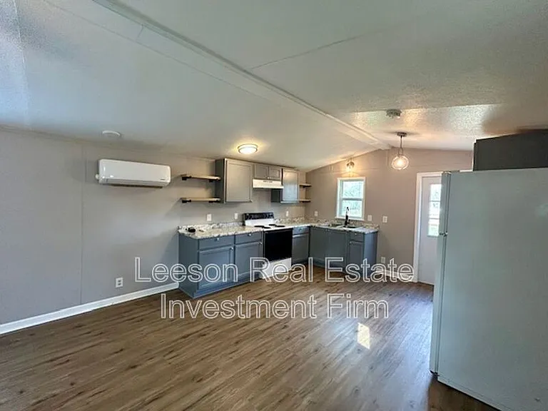 6208 Colquitt Rd — Photo 7