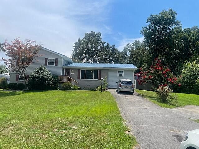 1st image of 1620 Zale Dr SE