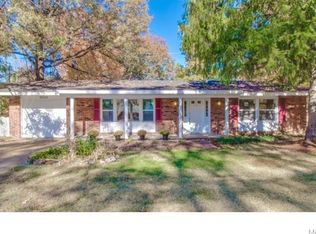 12523 Westport Dr, Saint Louis, MO