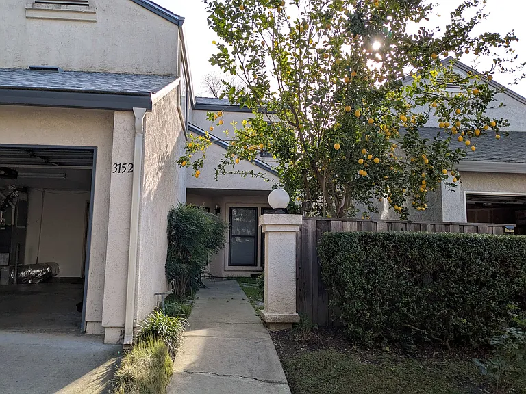 3152 Newport Ter — Photo 1
