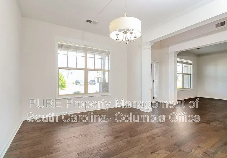 1014 Catskills Way — Photo 3