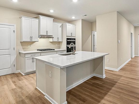 3rd image of 98 Elderberry Way