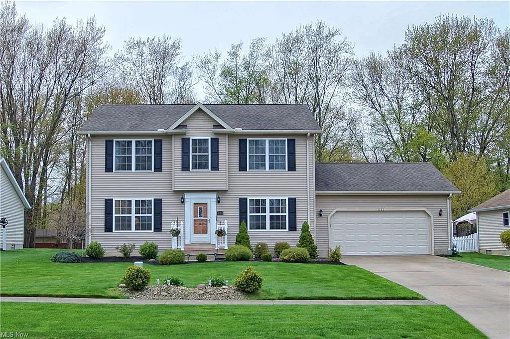 650 Bridle Ct photo 1