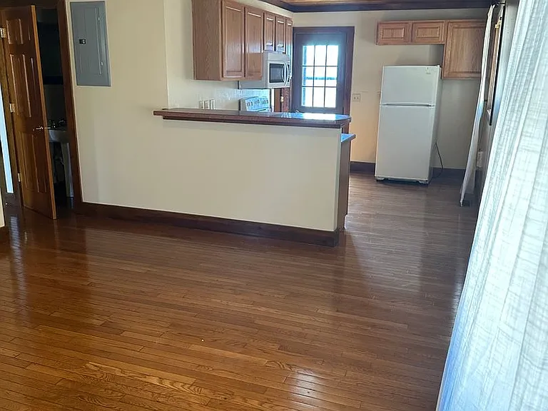 3112 Rockingham Rd — Photo 5