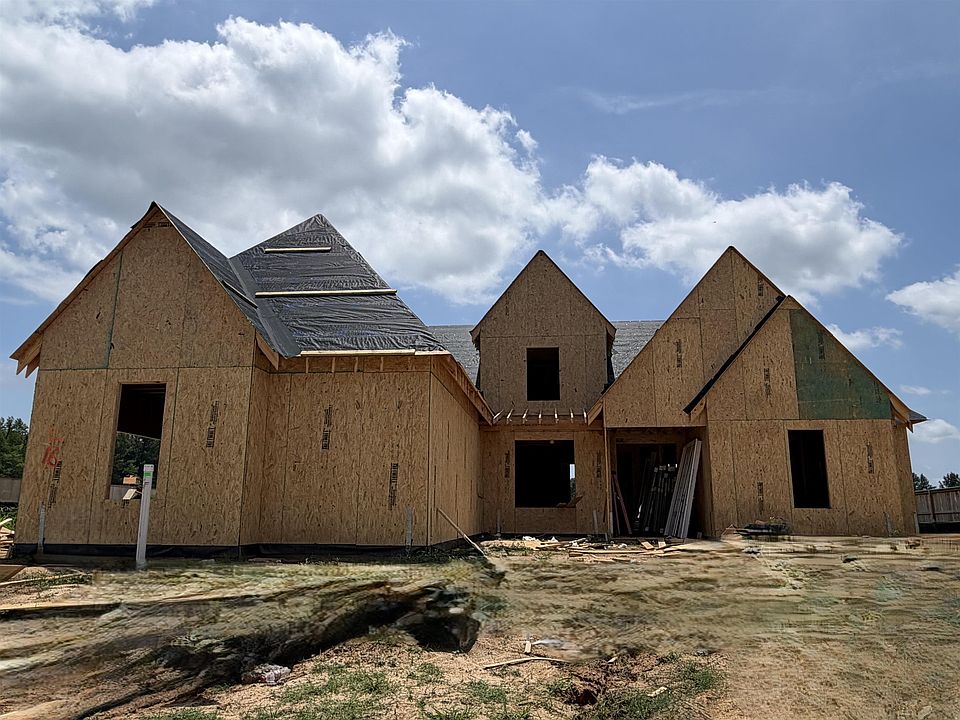 1st image of 100 Rolling Hill Dr