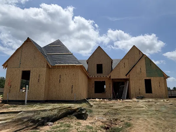 100 Rolling Hill Dr, Piperton, TN 38017