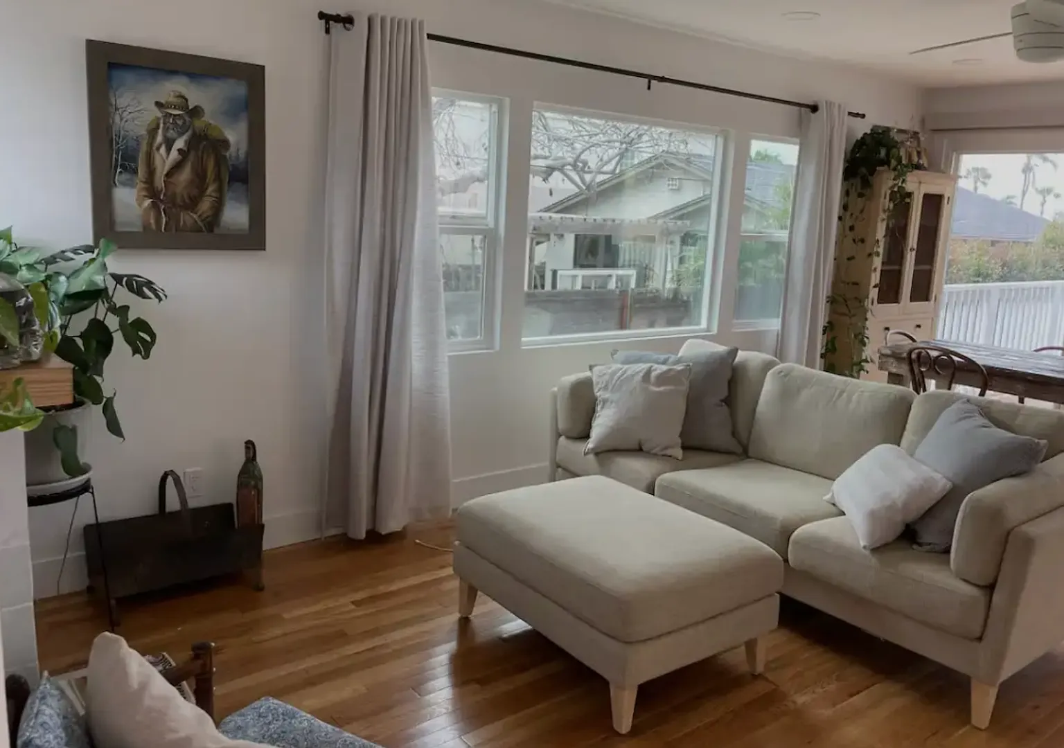 2 Bedroom Cottage Just Blocks from the Beach in Ocean Beach — Photo 2