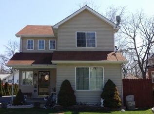 1615 N Sheridan Rd, Waukegan, IL 60085