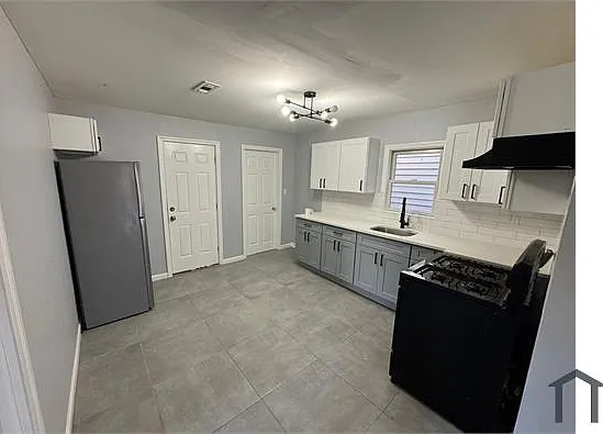 856 S 14th St #2 — Photo 1