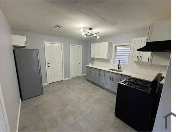 856 S 14th St, Newark, NJ