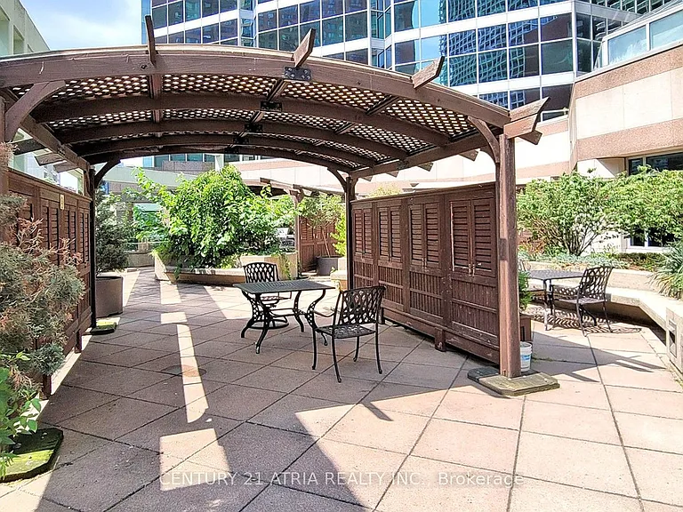 38 Elm St #2715 — Photo 47