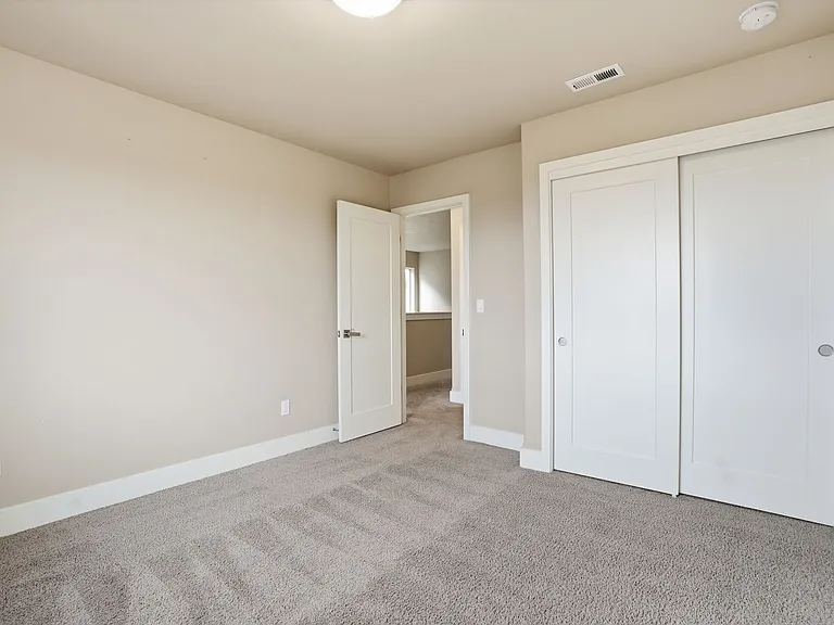 63148 NE Hadley Pl — Photo 29