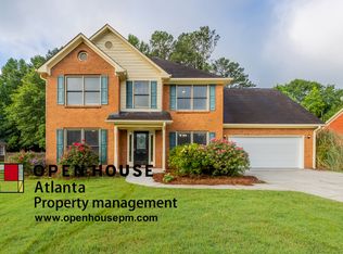 204 Ivy Creek Dr, Loganville, GA 30052