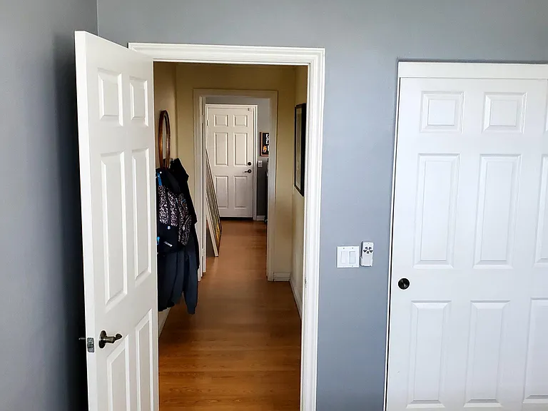 656 Milford St — Photo 33