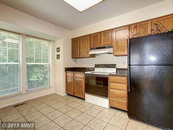 3rd image of 3096 Fennegan Ct